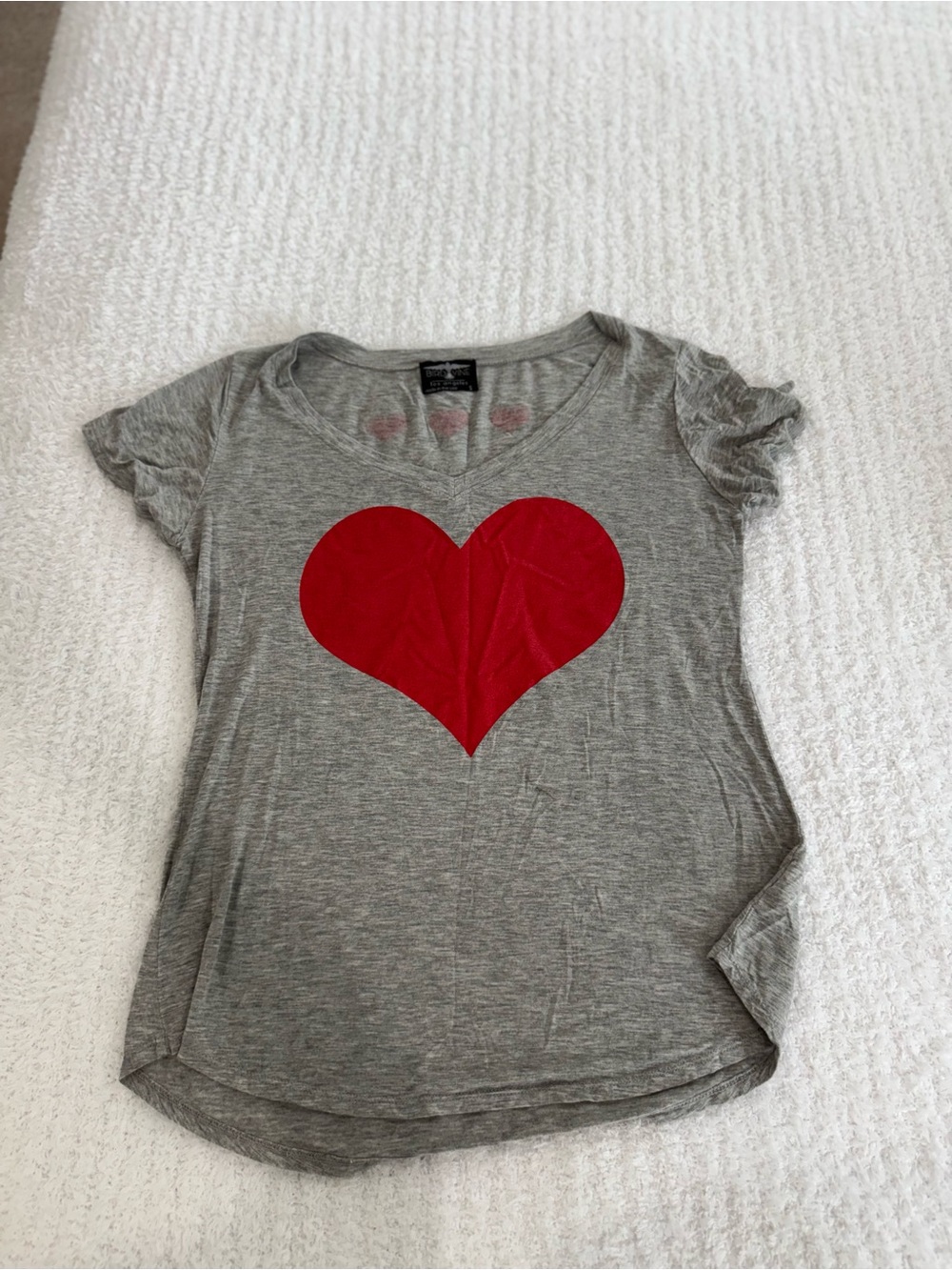 Bird and Vine, v neck size small